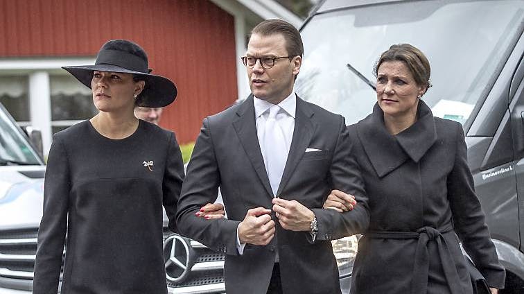 Kronprinsesse Victoria, prins Daniel, prinsesse Märtha Louise