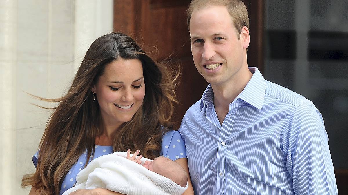 Prins William, hertuginde Catherine og prins George.
