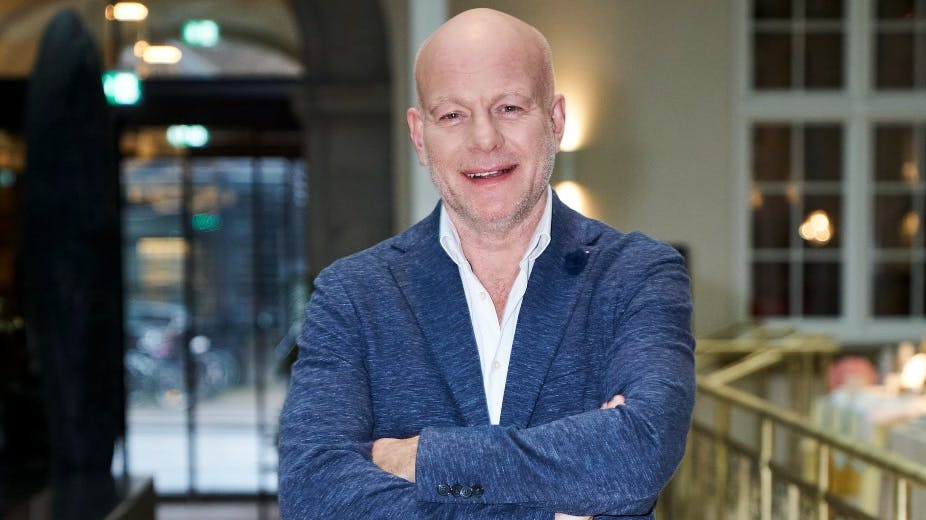 https://imgix.billedbladet.dk/media/article/94_x_factor_2021_fotosession_dommer_vaerter_1sl3990_1.jpg