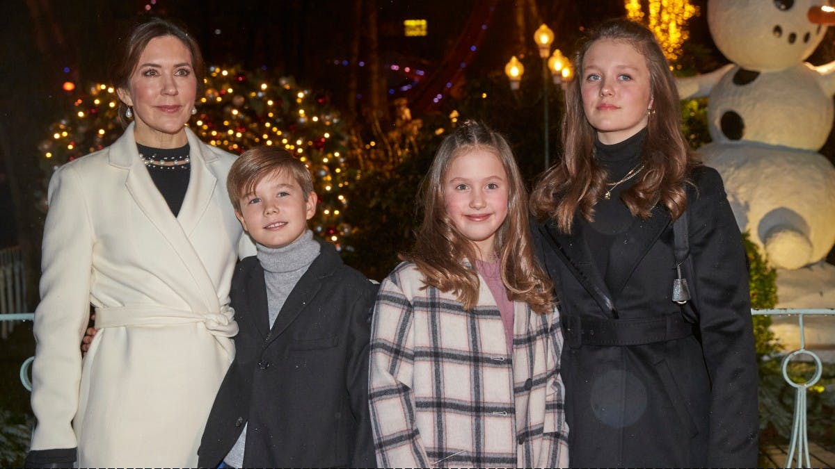 Kronprinsesse Mary med sine tre yngste børn i Tivoli onsdag aften.&nbsp;