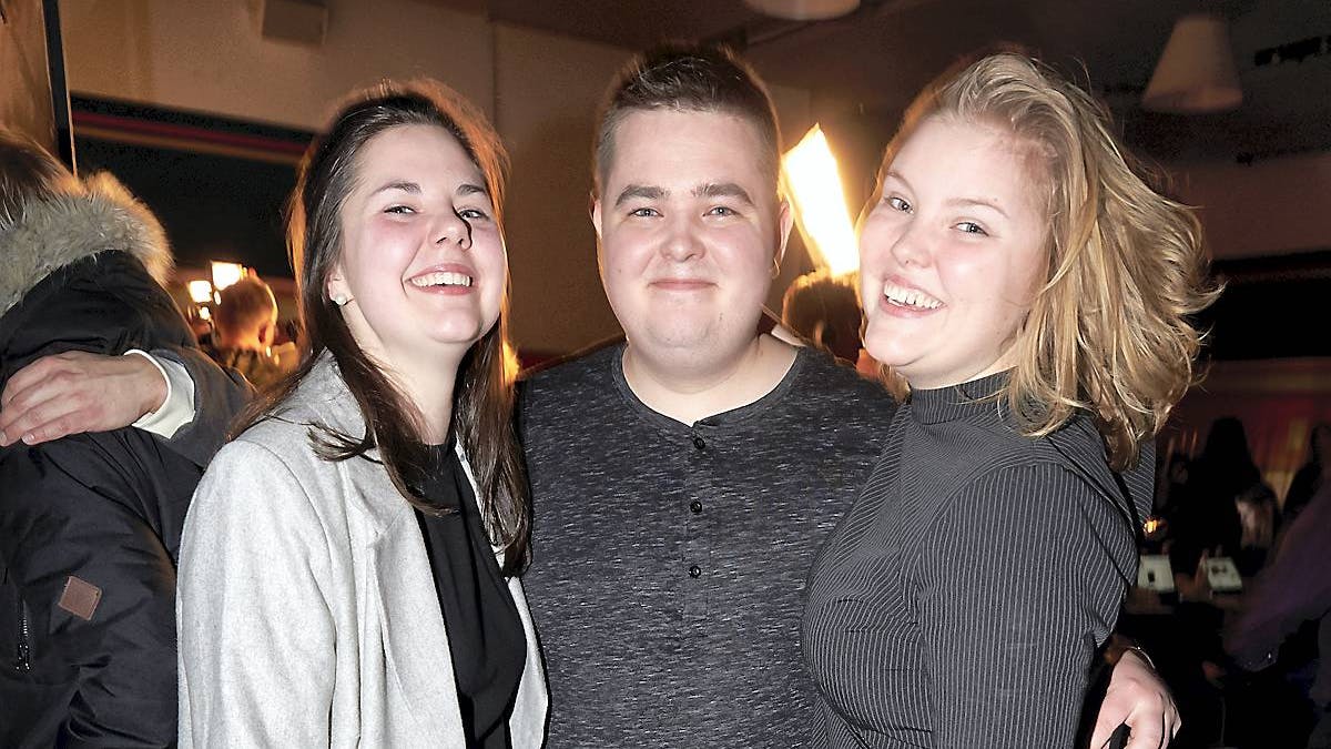 Morten med sine to søstre