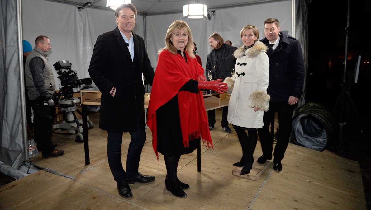 Peter Mogensen, Ulla Terkelsen, Natasja Crone og Morten Ankerdal ved Fredensborg Slot i anledning af dronningens nytårstale 2014.