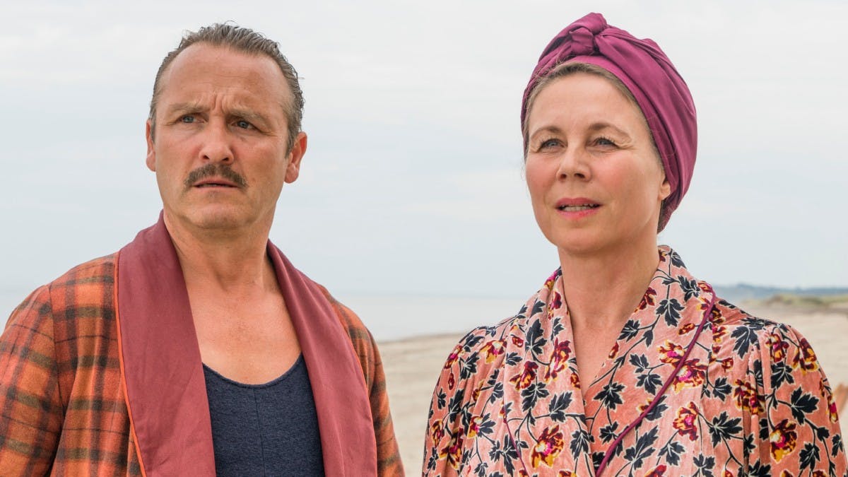 Lars Ranthe og Anne Louise Hassing i "Badehotellet".