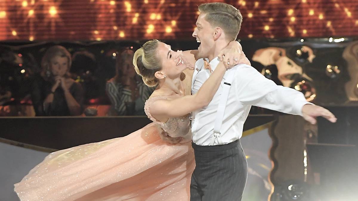 Laura Bach og Michael Olesen i "Vild med dans" program 4.