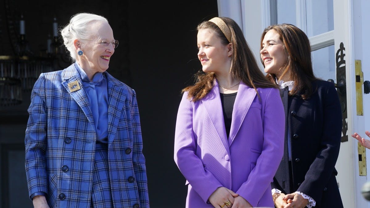 Dronning Margrethe, prinsesse Isabella og kronprinsesse Mary