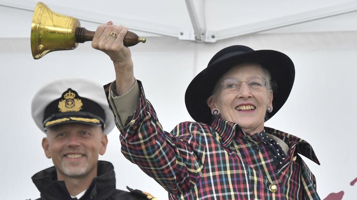 Dronning Margrethe under et besøg på skolerne i Oure i forbindelse med sommertogtet 2018.