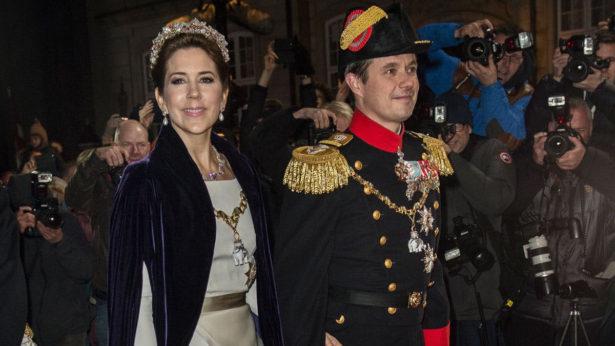 Kronprinsparret ved nytårskuren 1. januar 2015.