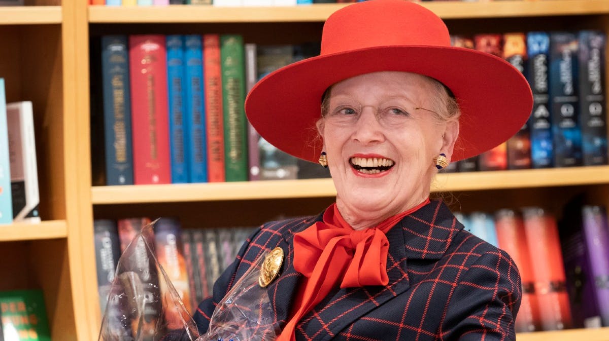 Margrethe på besøg i Kristian F. Møllers boghandel.
