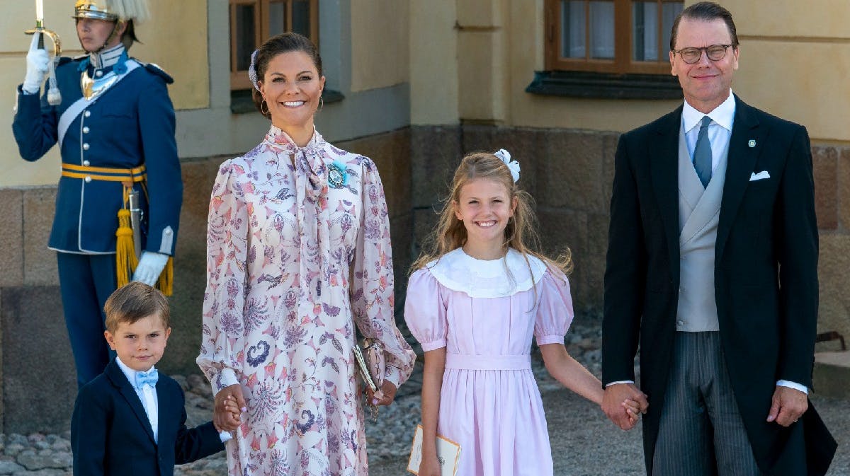 Prins Oscar, kronprinsesse Victoria, prinsesse Estelle og prins Daniel