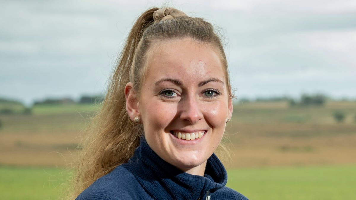 Maxine leder efter kærligheden i ”Landmand søger kærlighed”.