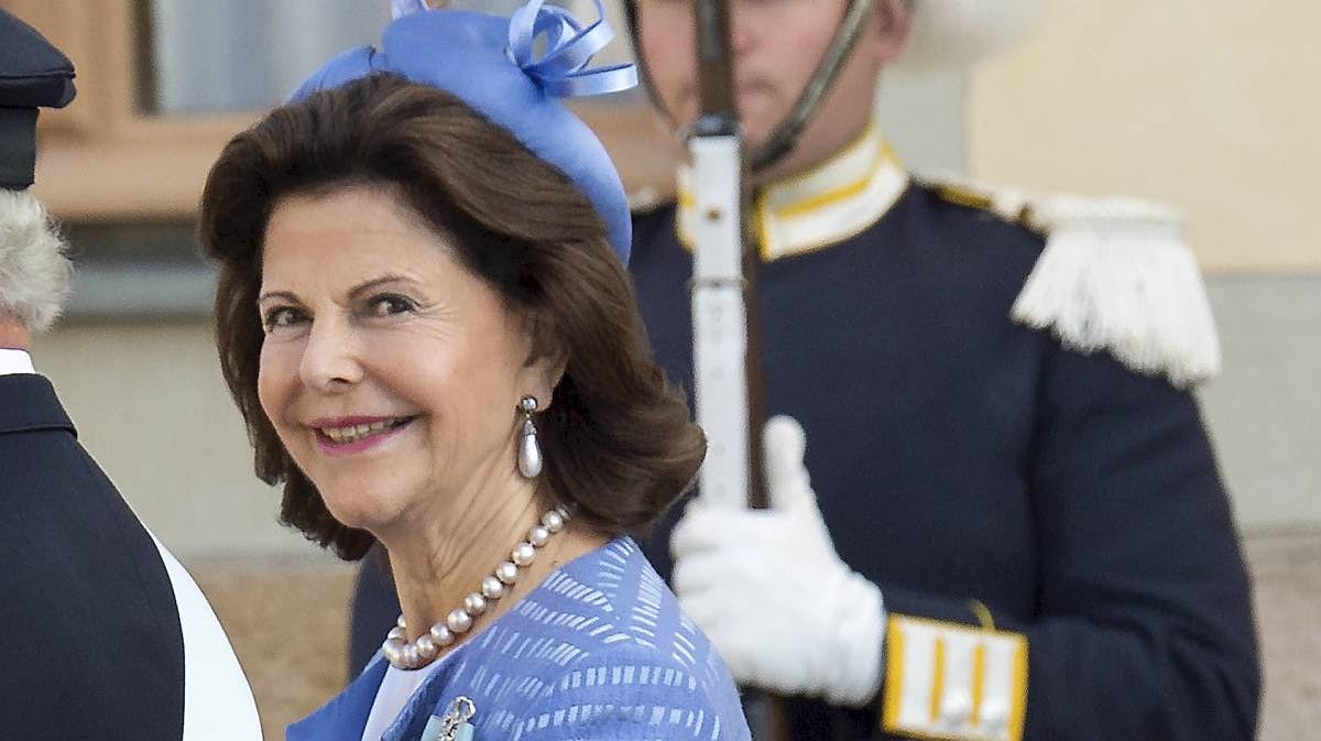 Dronning Silvia kan se frem til en ny titel, når prins Carl Philip til foråret bliver far for første gang.