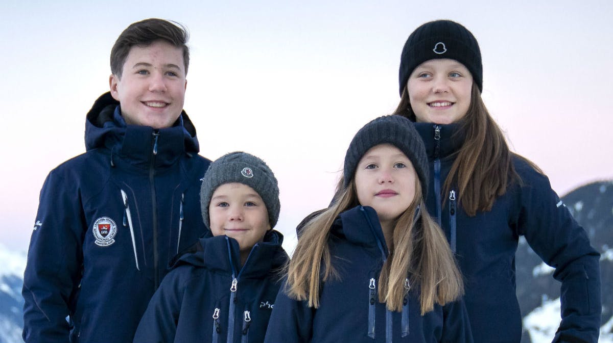 Prins Christian, prinsesse Isabella og tvillingerne, prins Vincent og prinsesse Josephine. 