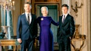 Kronprins Frederik, dronning Margrethe og prins Christian. Foto taget i anledning af dronningen 80-års fødselsdag