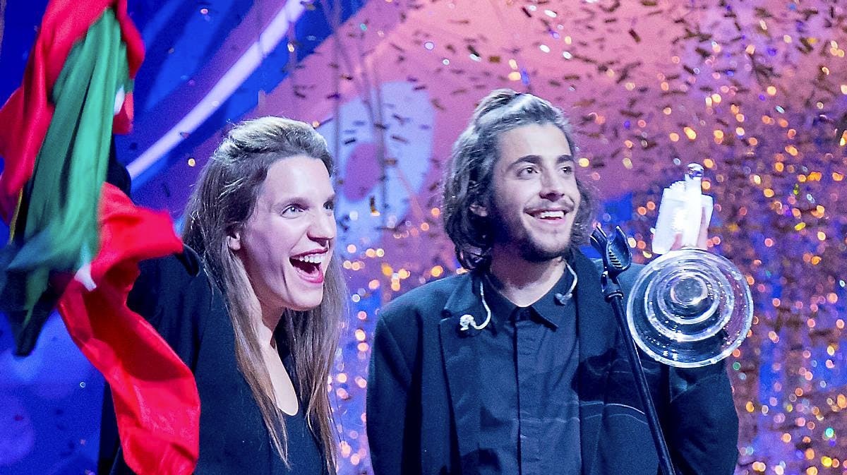 Salvador Sobral og hans søster.