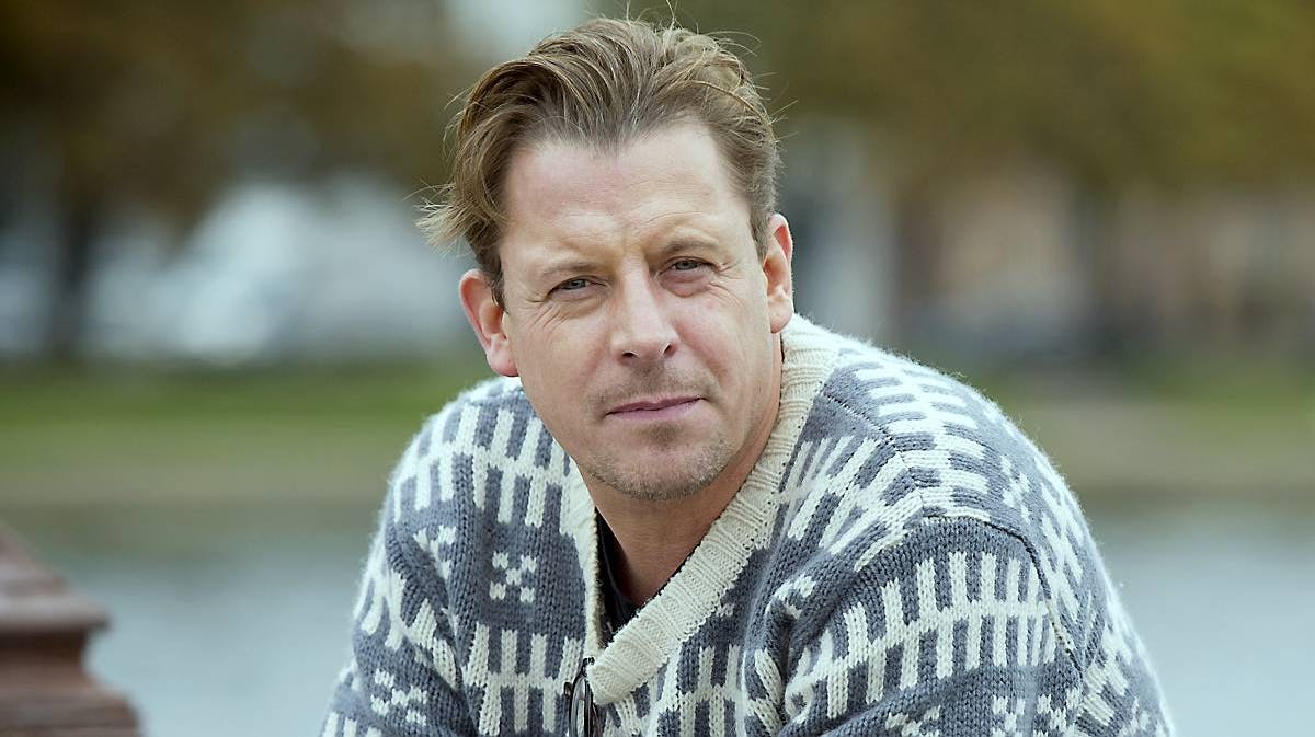 Anders W. Berthelsen.