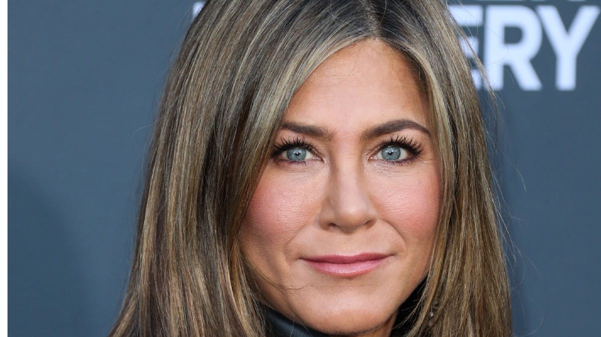 https://imgix.billedbladet.dk/media/article/aniston_mega.jpg