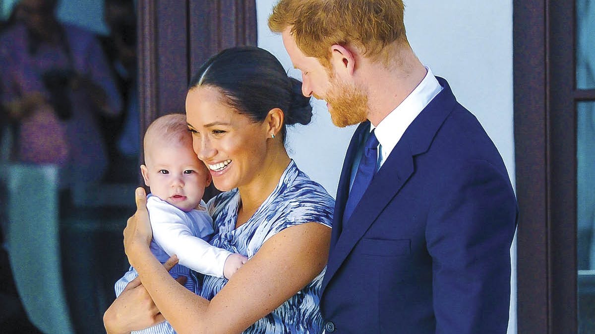 Archie Harrison med mor Meghan og far Harry i efteråret 2019.