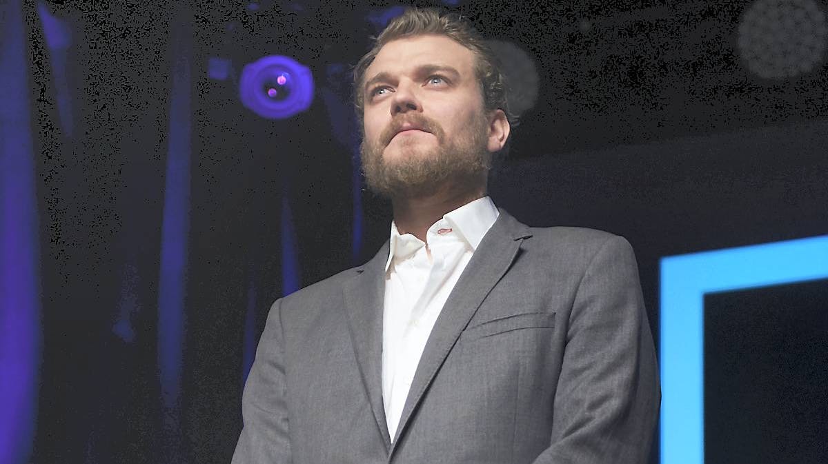 Pilou Asbæk