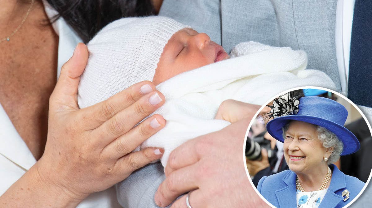 Dronning Elizabeth har mødt sit nye oldebarn, Baby Sussex.