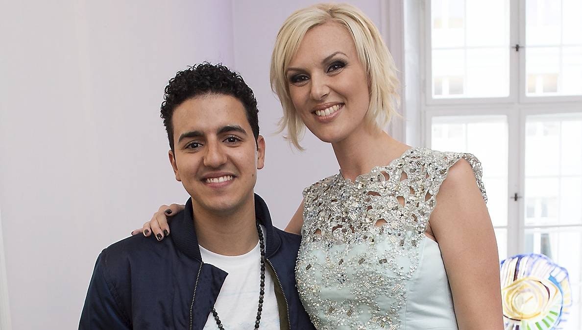 Basim og den svenske deltager i Eurovision Song Contest, Sanna, på den svenske ambassade.