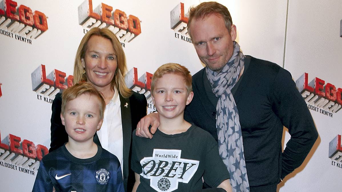 Lene Espersen med sin mand, Danny, og sønnerne Robert og Marcus til premiere på "LEGO-filmen - et klodset eventyr" sidste år