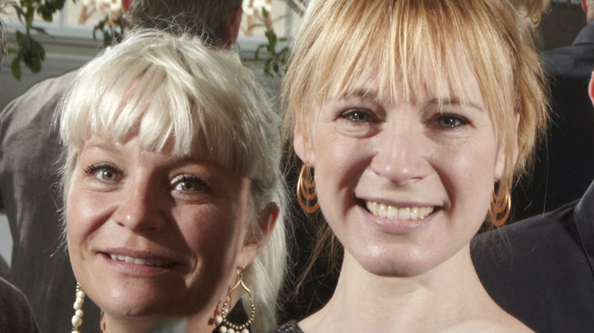 Signe Lindkvist og Iben Hjejle.