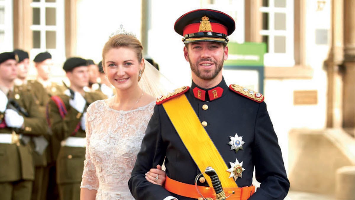 Arvestorhertug Guillaume af Luxembourg med gift med sin Stephanie i 2012.