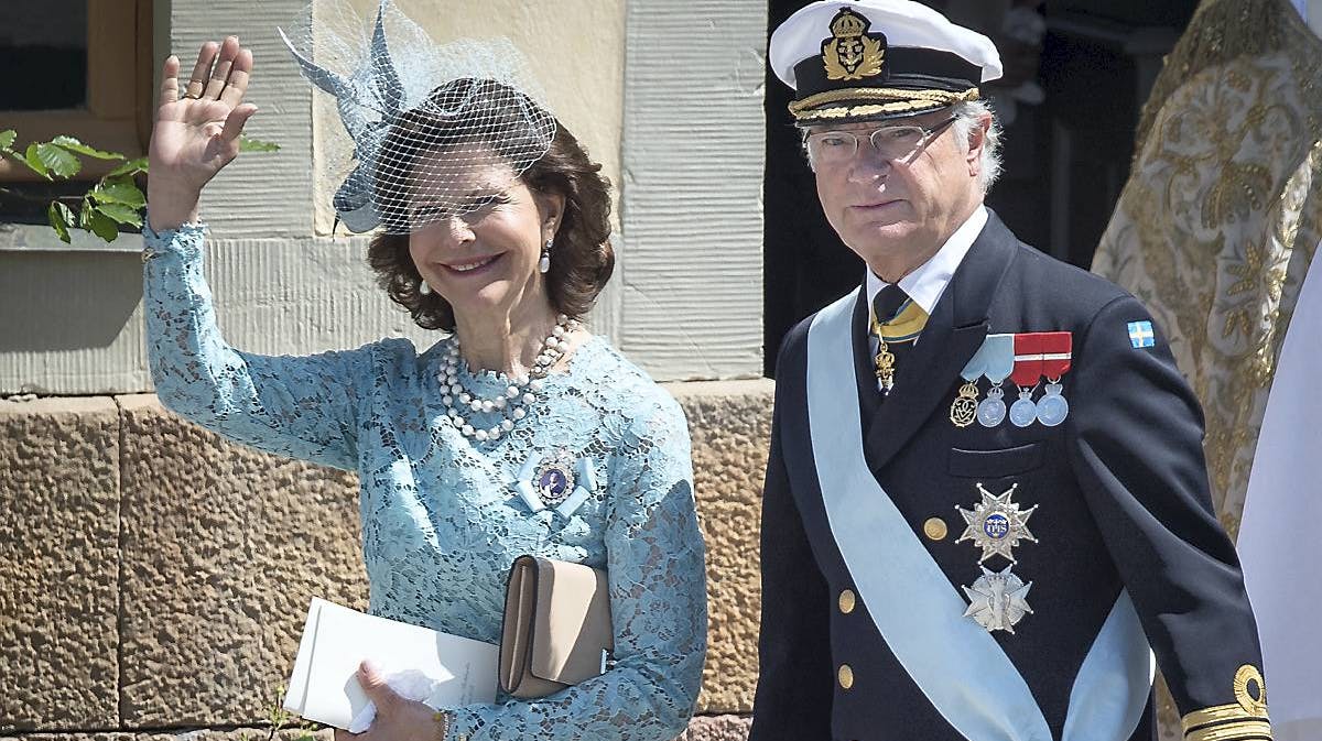 Dronning Silvia og kong Carl Gustaf fotograferet ved prinsesse Leonores barnedåb den 8. juni 2014.