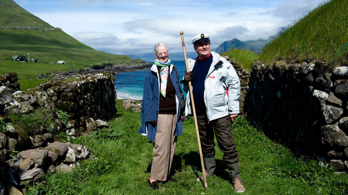 Regentparret besøgte Færøerne i juni 2010 ? her er de på øen Koltur.