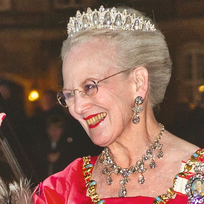 loyalitet podning forpligtelse Flere besøgende har bemærket det! Derfor mangler kostbare smykker fra dronning  Margrethes udstilling | BILLED-BLADET