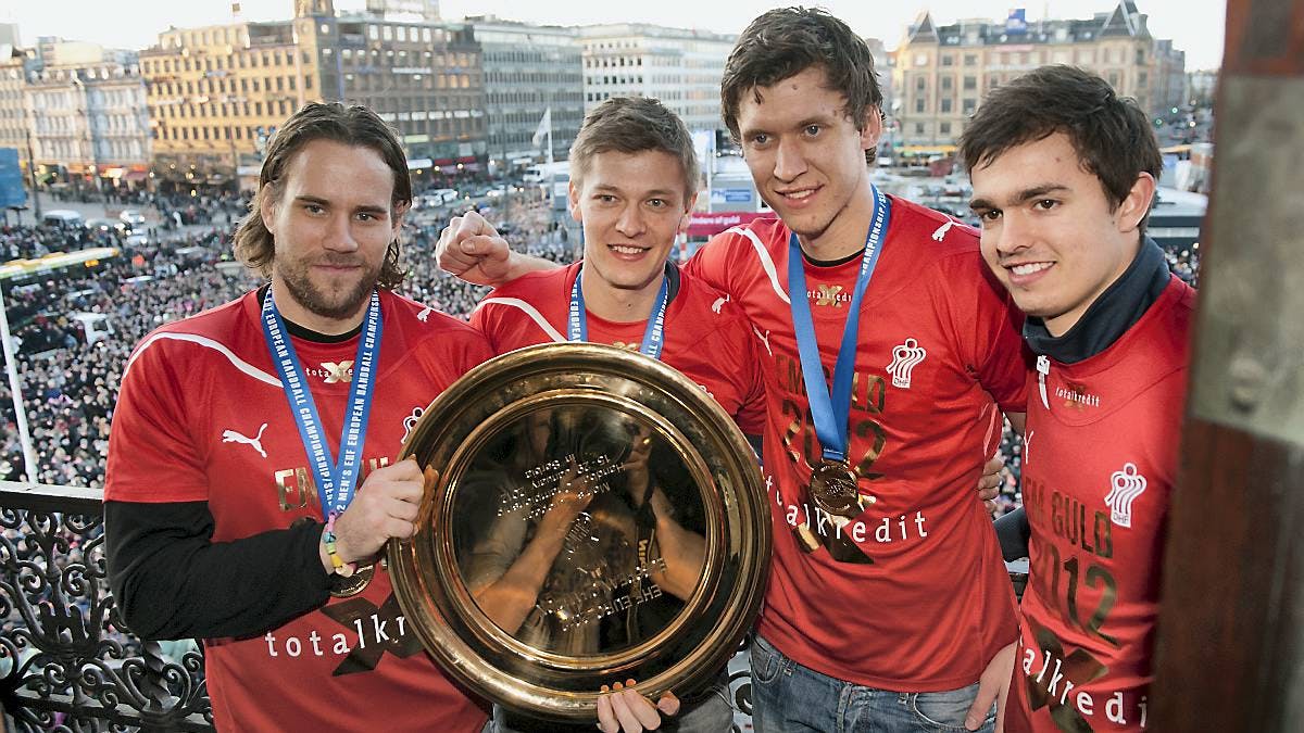 Thomas Mogensen, Lasse Svan Hansen, Niklas Landin og Rasmus Lauge på Københavns Rådhus efter EM i håndbold 2012, hvor Danmark vandt guld.