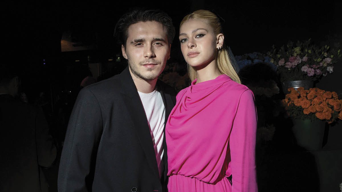 Brooklyn Beckham og Nicola Peltz fotograferet ved en tidligere lejlighed.