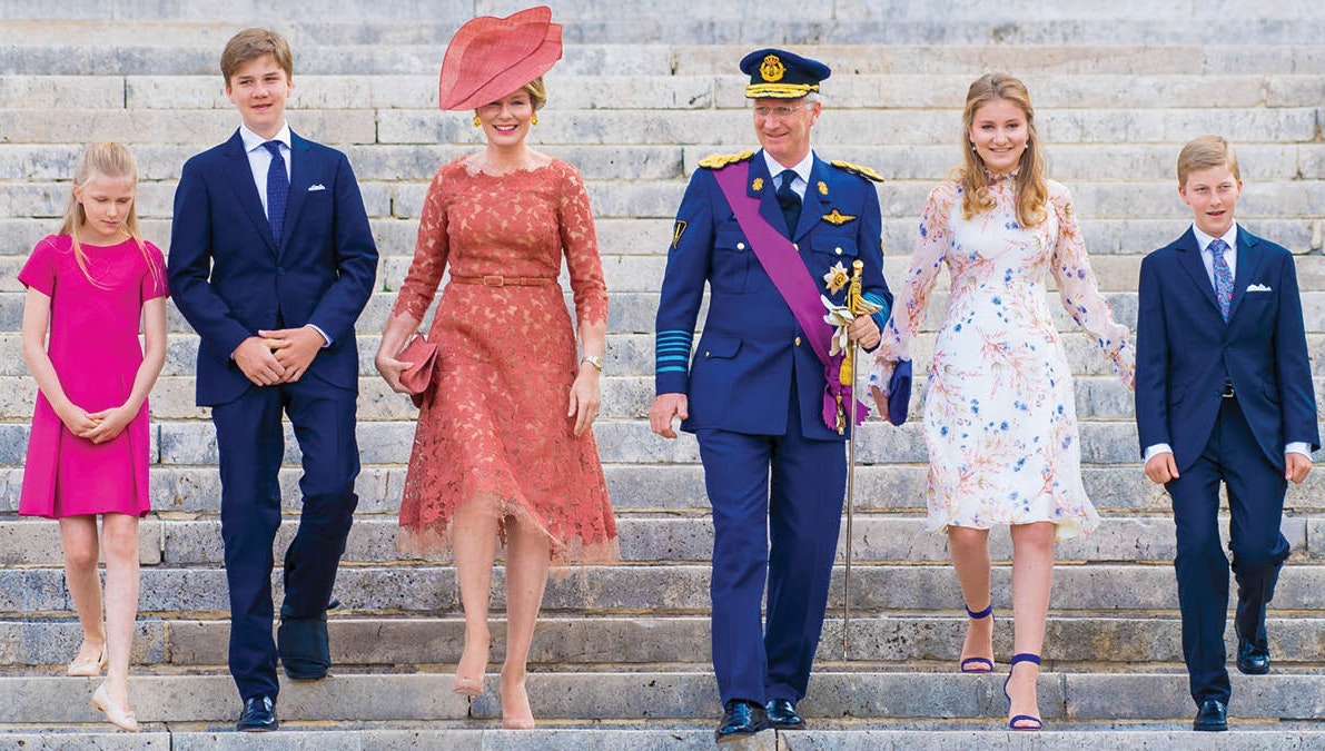 Prinsesse Eléonore, prins Gabriel, dronning Mathilde, kong Philippe, prinsesse Elisabeth og prins Emmanuel.&nbsp;