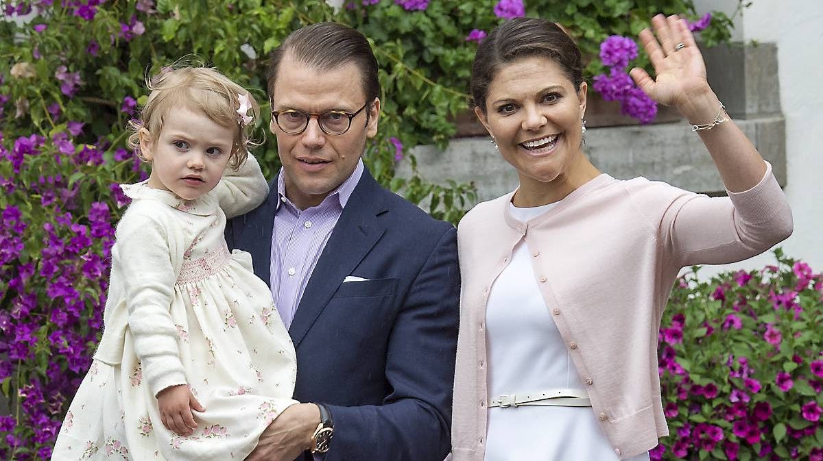 Kronprinsesse Victoria, prins Daniel og prinsesse Estelle