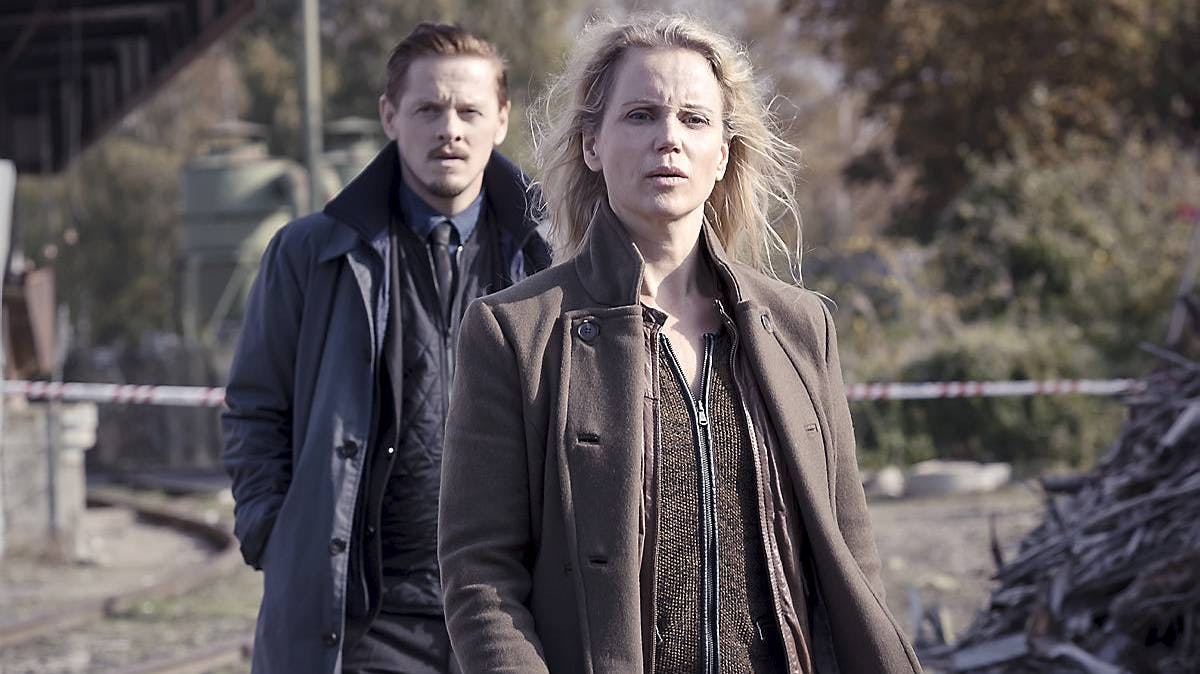 Thure Lindhardt og Sofia Helin i "Broen III".