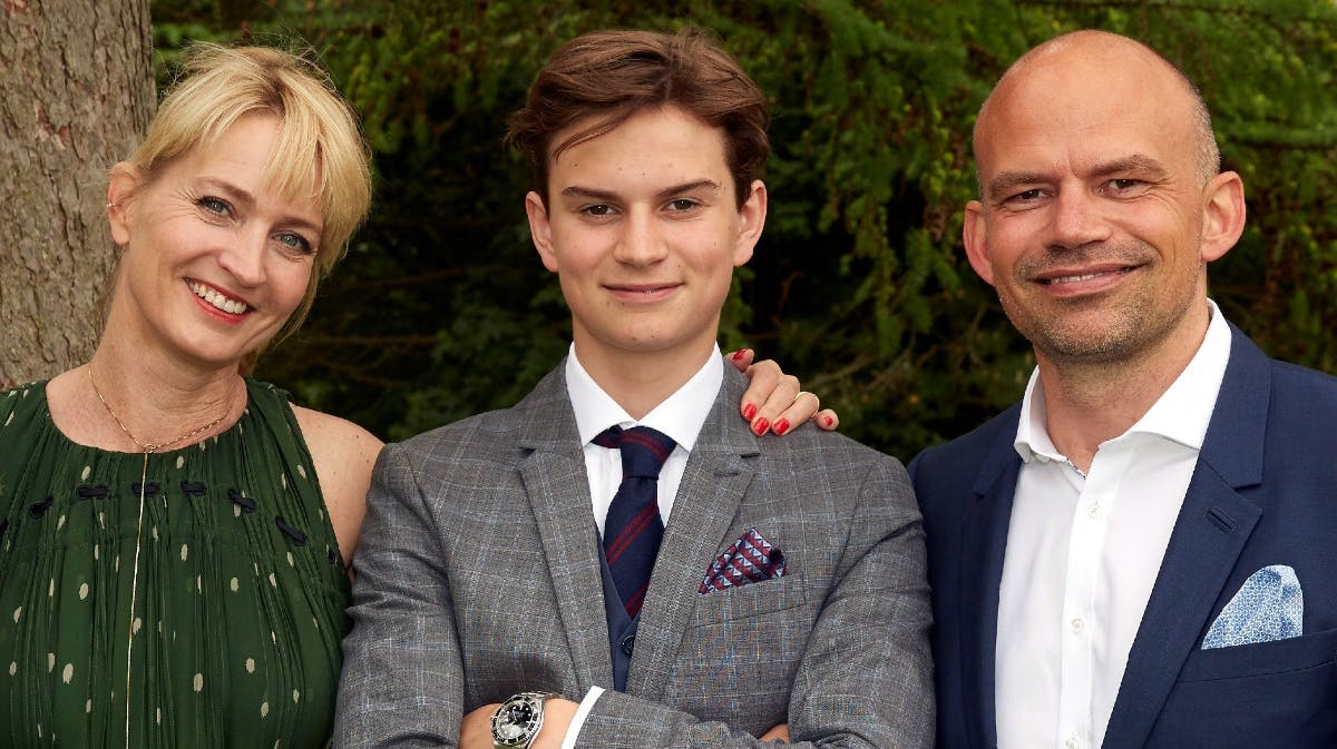 Annette Heick og Jesper Vollmer med sønnen Eliot.