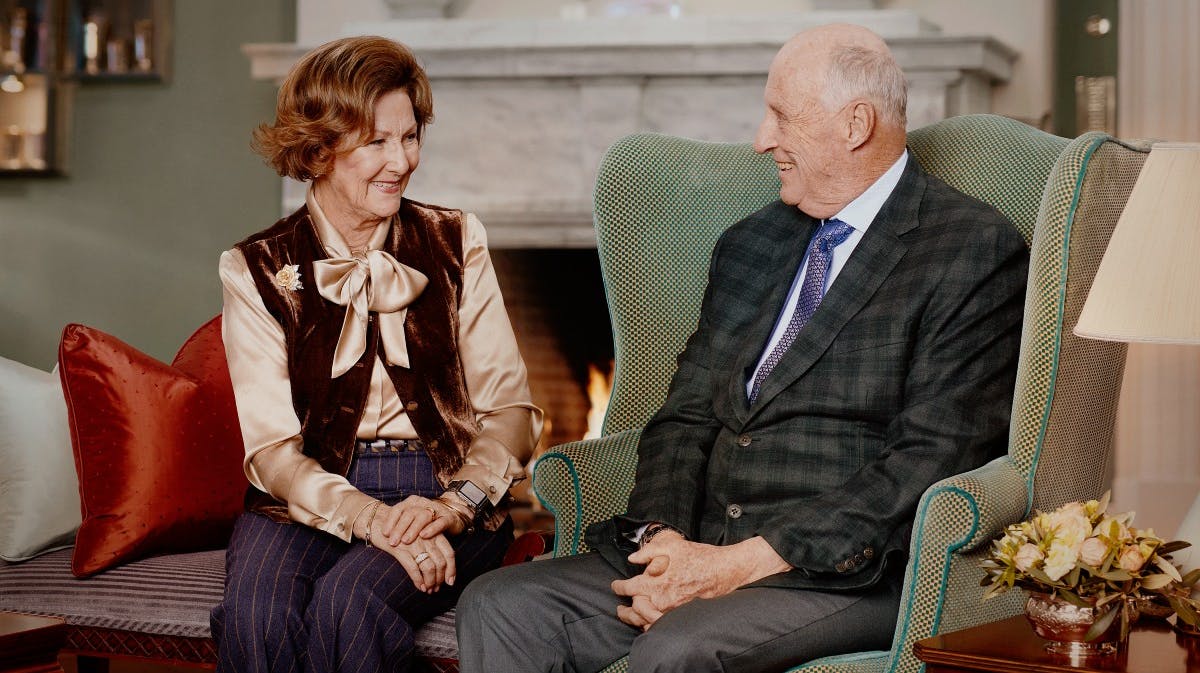 Et vidunderligt portræt af kong Harald og dronning Sonja fra januar 2021, hvor de fejrede 30 år som kongepar. 