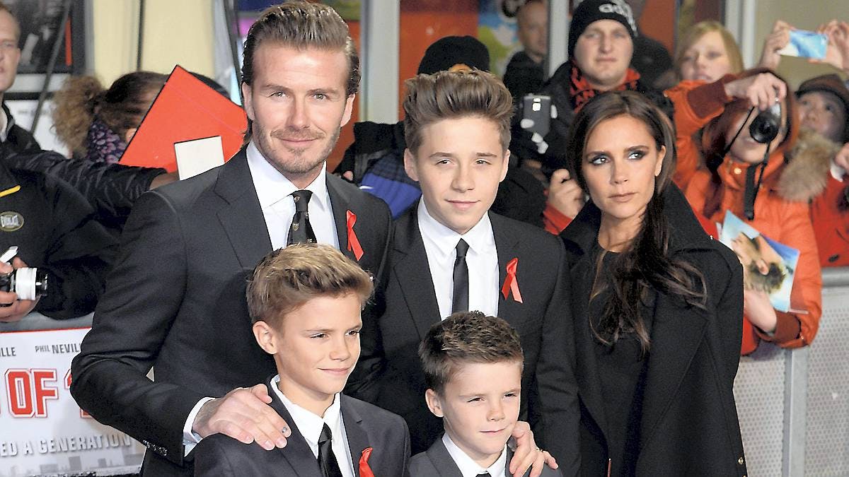 David Beckham og Victoria Beckham med sønnerne Romeo, Brooklyn og Cruz.