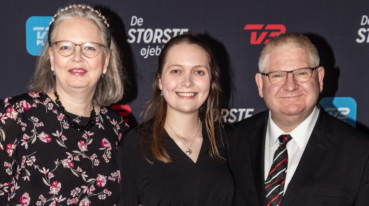 Rachel Ellebye med sine forældre, Lars og Theresia.