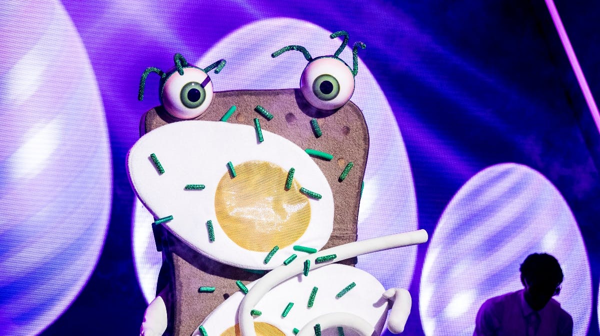 Æggemad i "Hvem holder masken?"