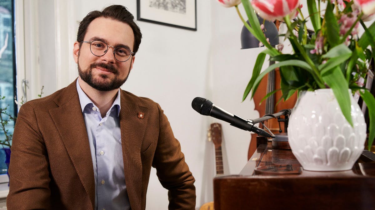 "Morgensang med Phillip Faber"