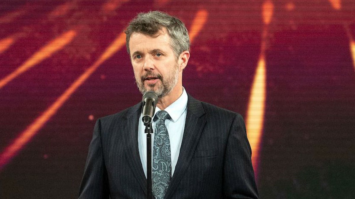 Kronprins Frederik på scenen under "Sport 2020".