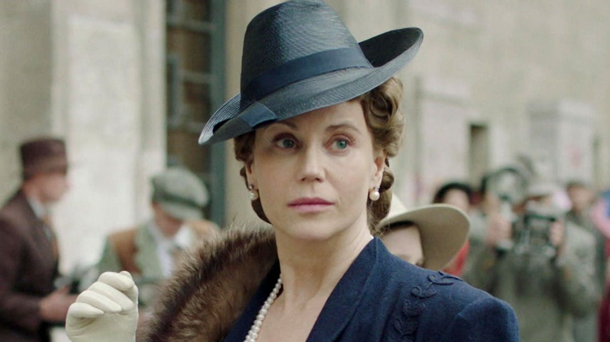 Sofia Helin som kronprinsesse Märtha i serien "Atlantic crossing".