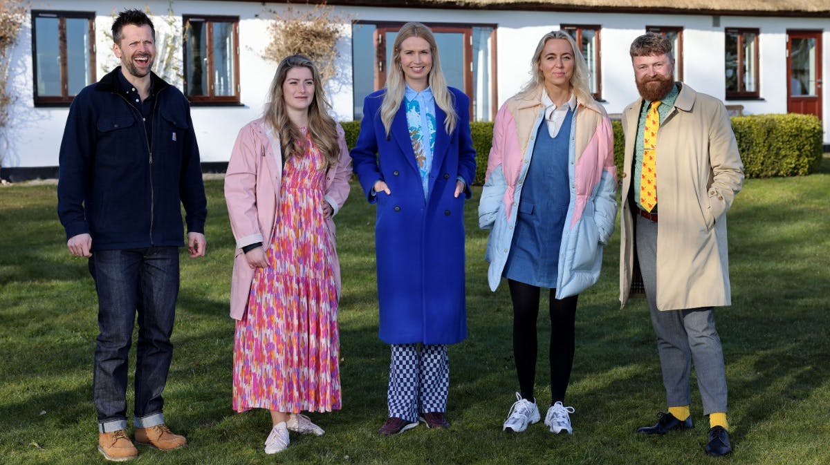 Jacob Carlsson, Lena Schmüser, Tina Müller, Mira Lie Nielsen og Christian Torp i "Hammerslag".