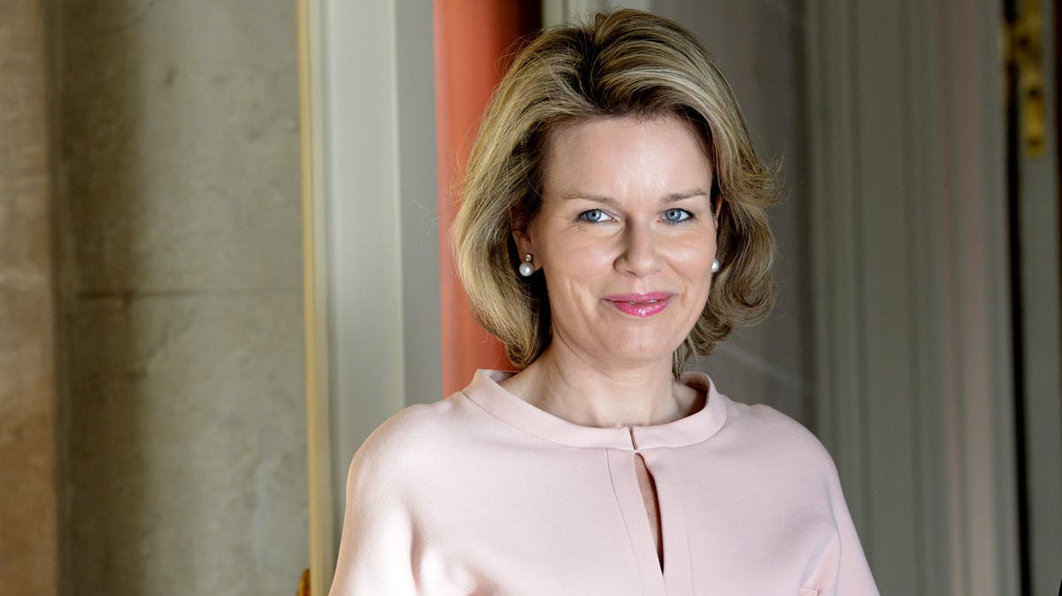 https://imgix.billedbladet.dk/media/article/dronning_mathilde.jpg