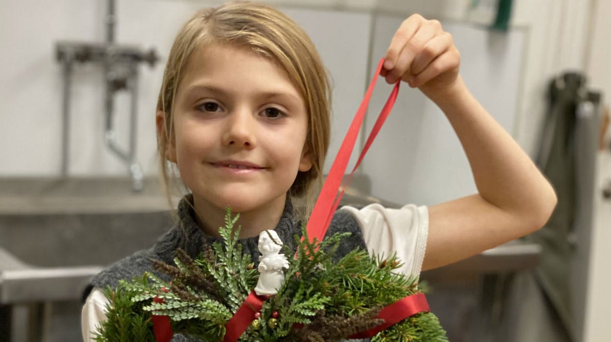 Prinsesse Estelle med sin krans. 