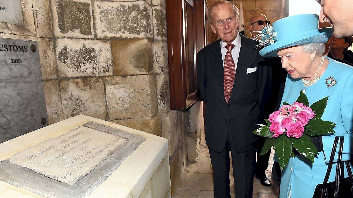 Dronning Elizabeth og prins Philip på Malta.