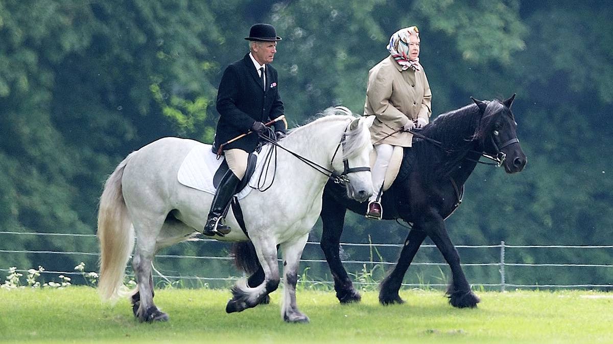 Dronning Elizabeth i Windsor Great Park.