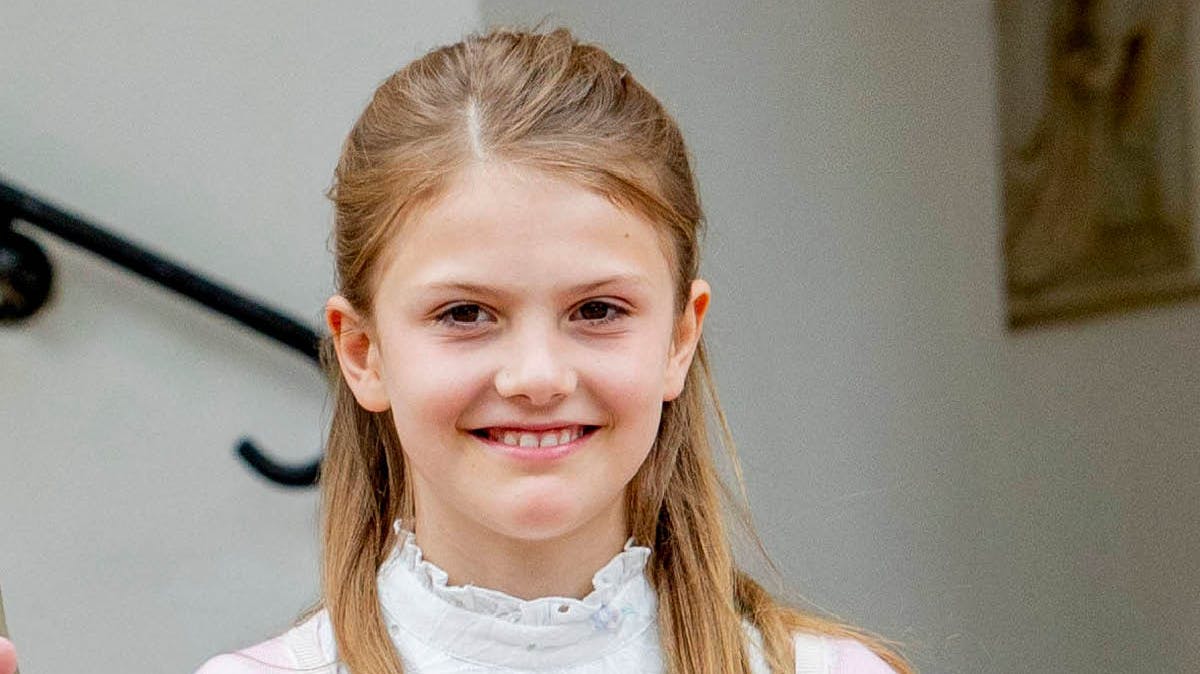 https://imgix.billedbladet.dk/media/article/ester.jpg
