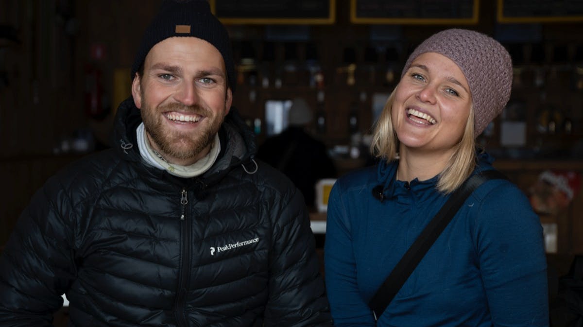 Nicolaj og Stephanie i "Først til verdens ende". 